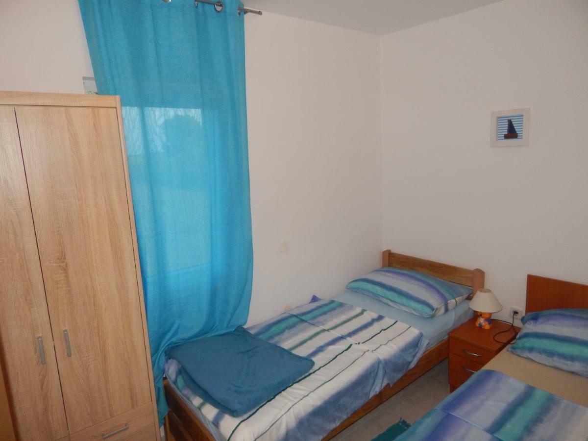 Apartmani ニン エクステリア 写真