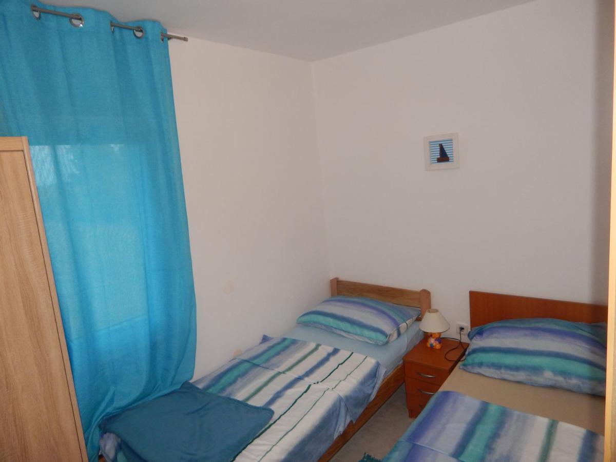 Apartmani ニン エクステリア 写真